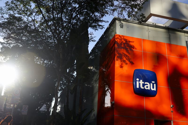 Itaú to buy NeoSpace AI for $589 million