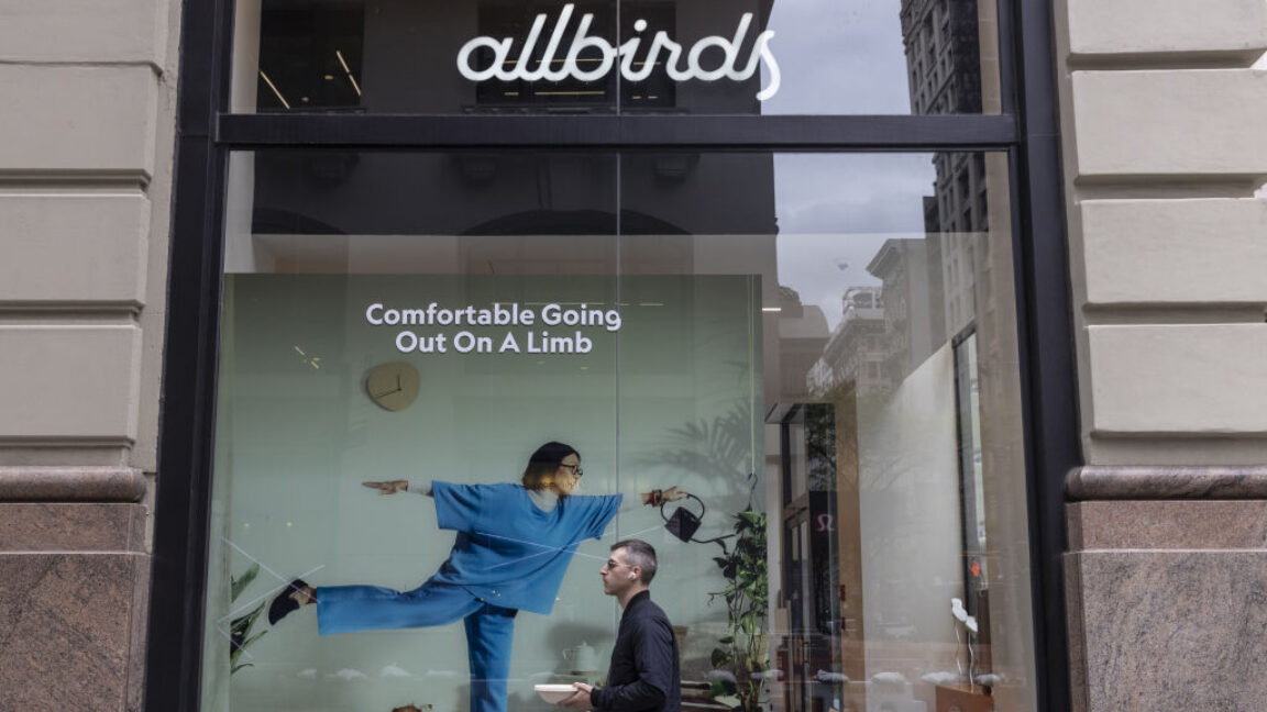 Struggling footwear company Allbirds exits apparel business to chase AI infrastructure hype, mirroring dot-com era corporate pivots.