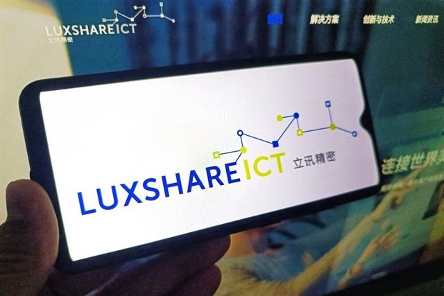 Luxshare's Hong Kong IPO debut stumbles despite record fundraise