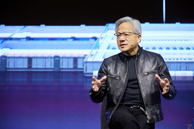 Nvidia CEO: Growth Accelerating Despite $100B Quarterly Revenue