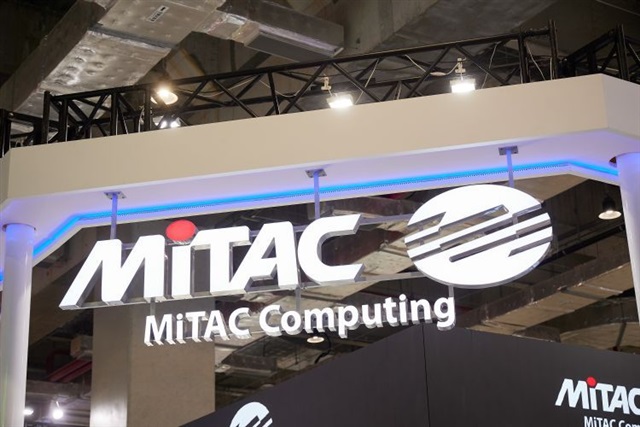 MiTAC showcases 96-GPU liquid-cooled rack at Shanghai AI conference