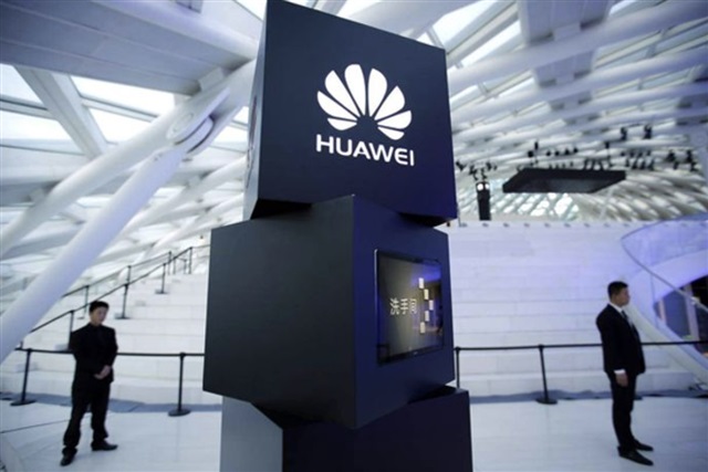 Huawei leads 20+ firms to set China's first optical interconnect standard