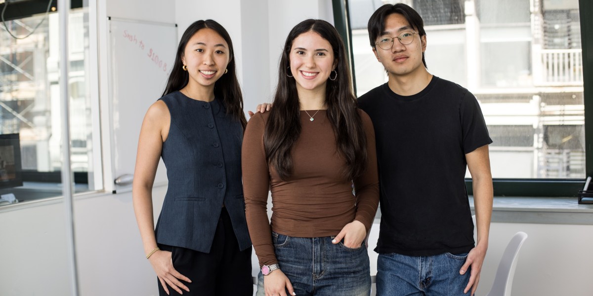 Swsh, a photo-sharing app for college campuses, has pivoted to selling AI-powered fan data to major record labels and artists, raising $4 million(約6.4億円) in seed funding.