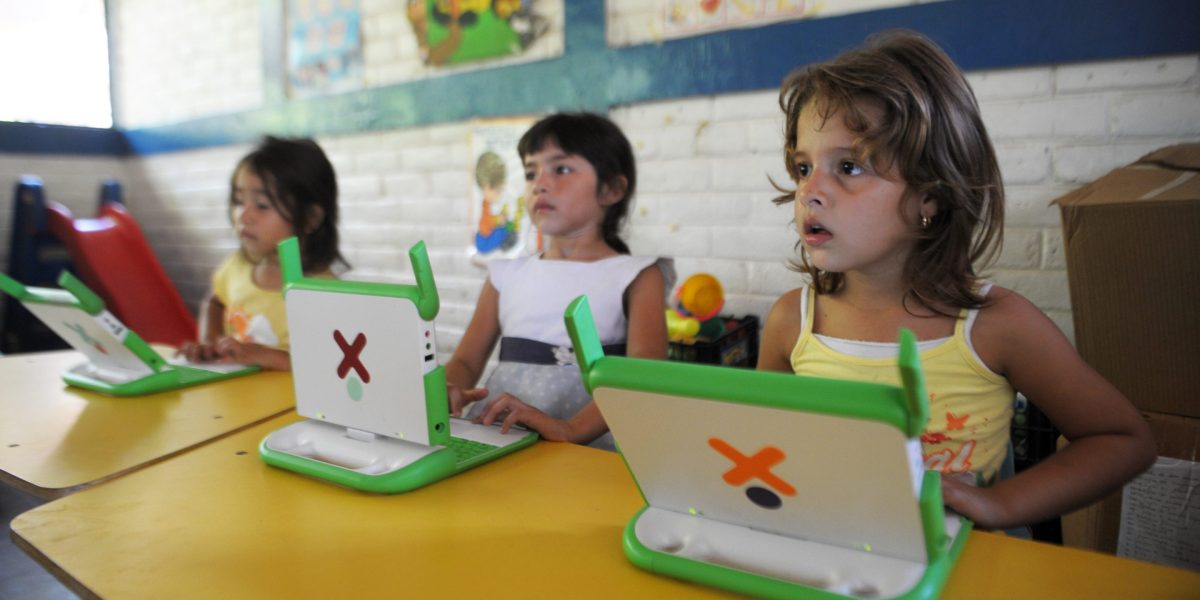250+ experts call for 5-year ban on generative AI in U.S. and Canadian schools, citing brain development risks