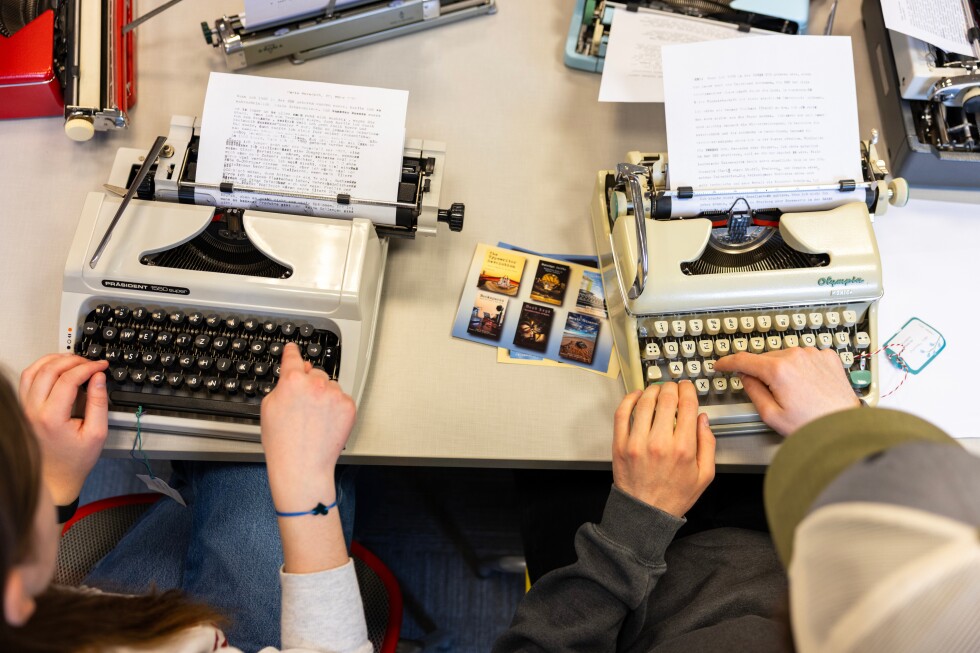 Cornell instructor combats AI-generated essays by requiring students to submit handwritten work on typewriters