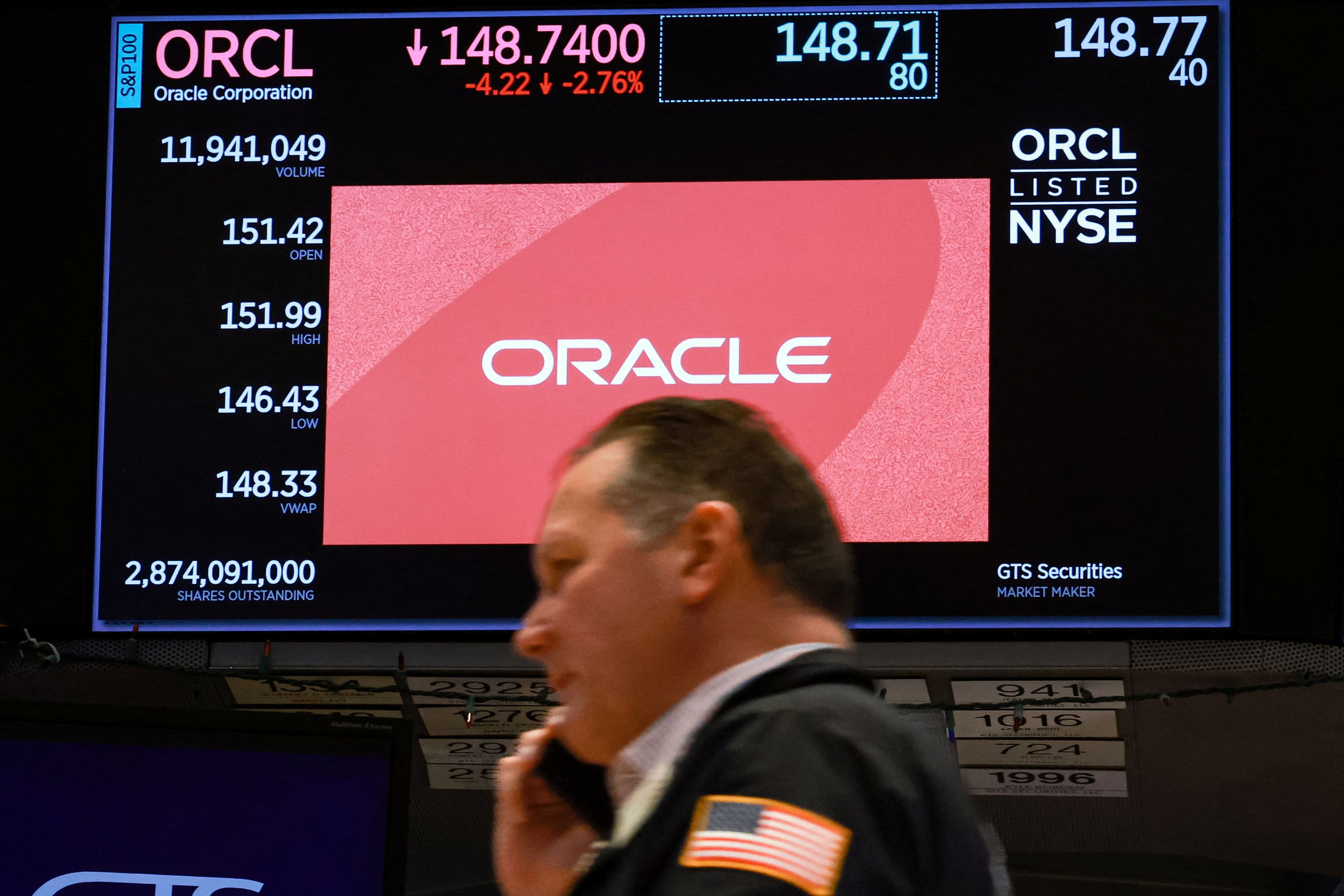 Oracle cutting thousands of jobs while maintaining heavy AI infrastructure spending