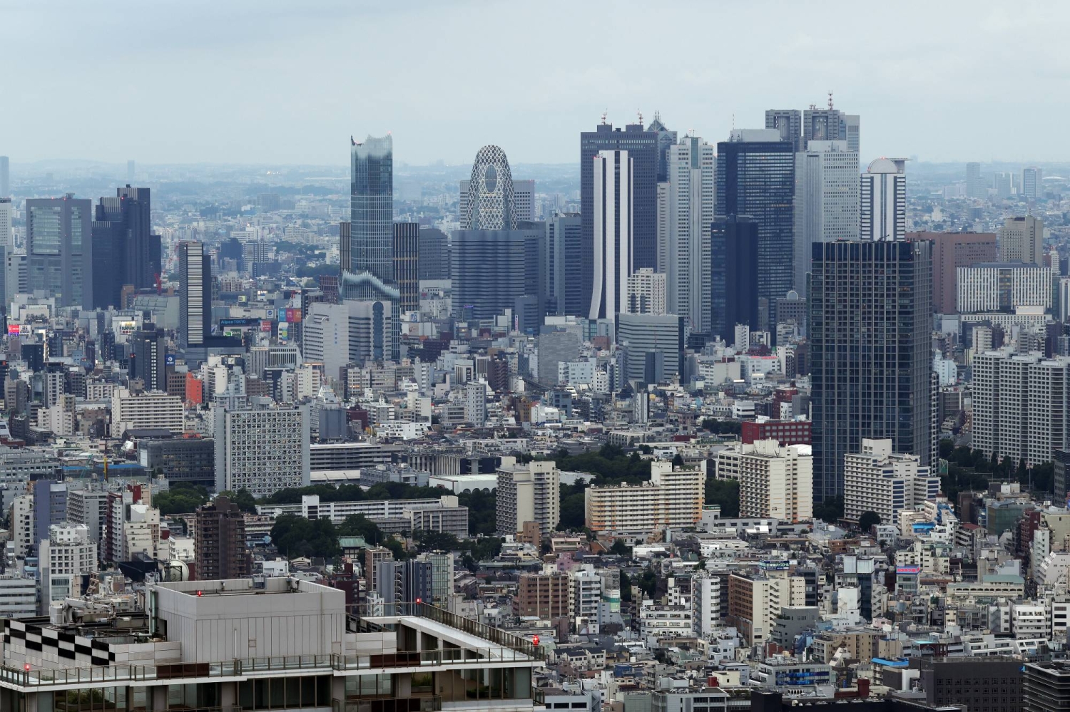 SmartHR pushes Tokyo IPO to 2025 as investors balk at $1B valuation
