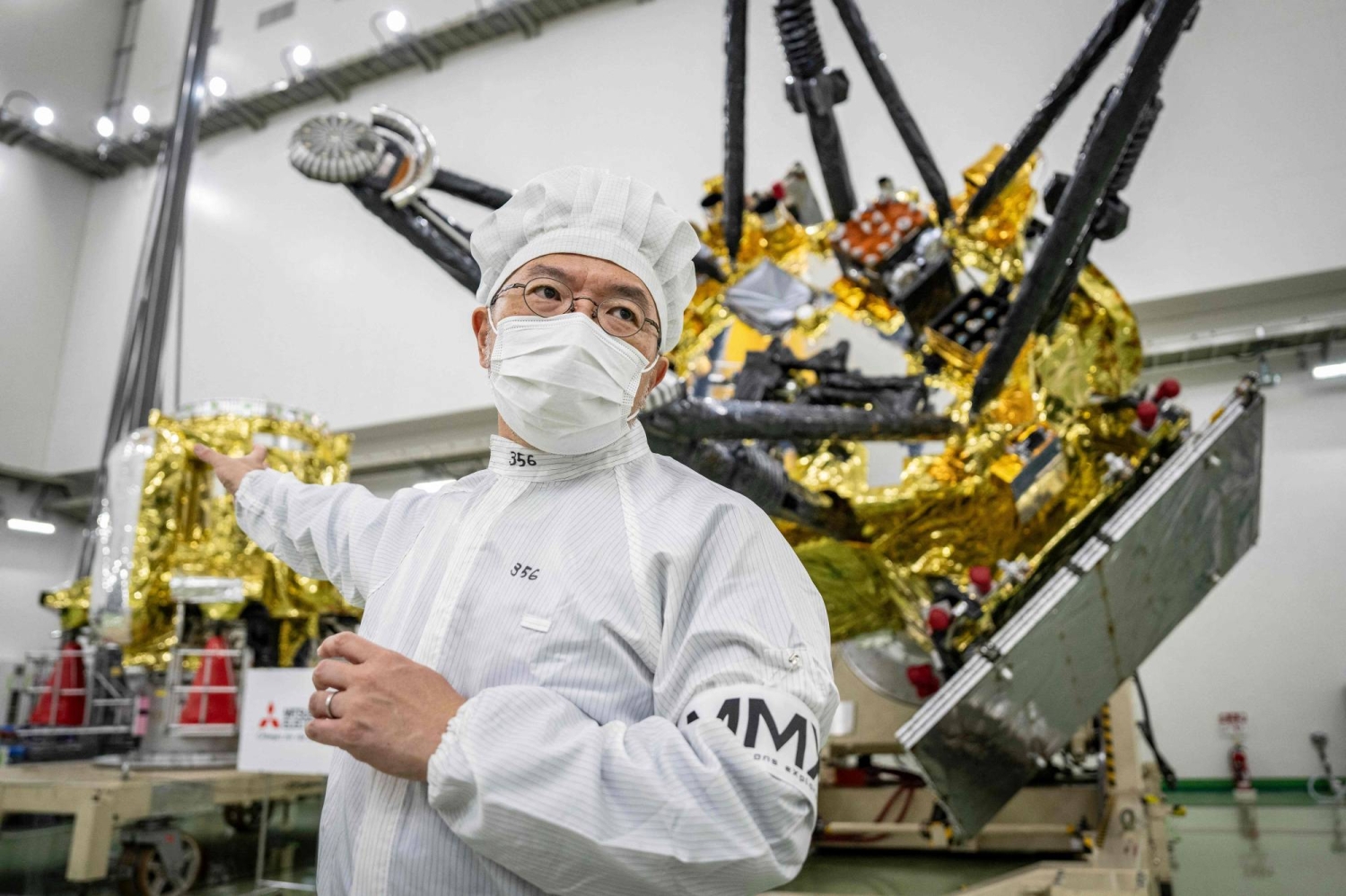 Japan launches Mars moon sample mission, races China to Phobos