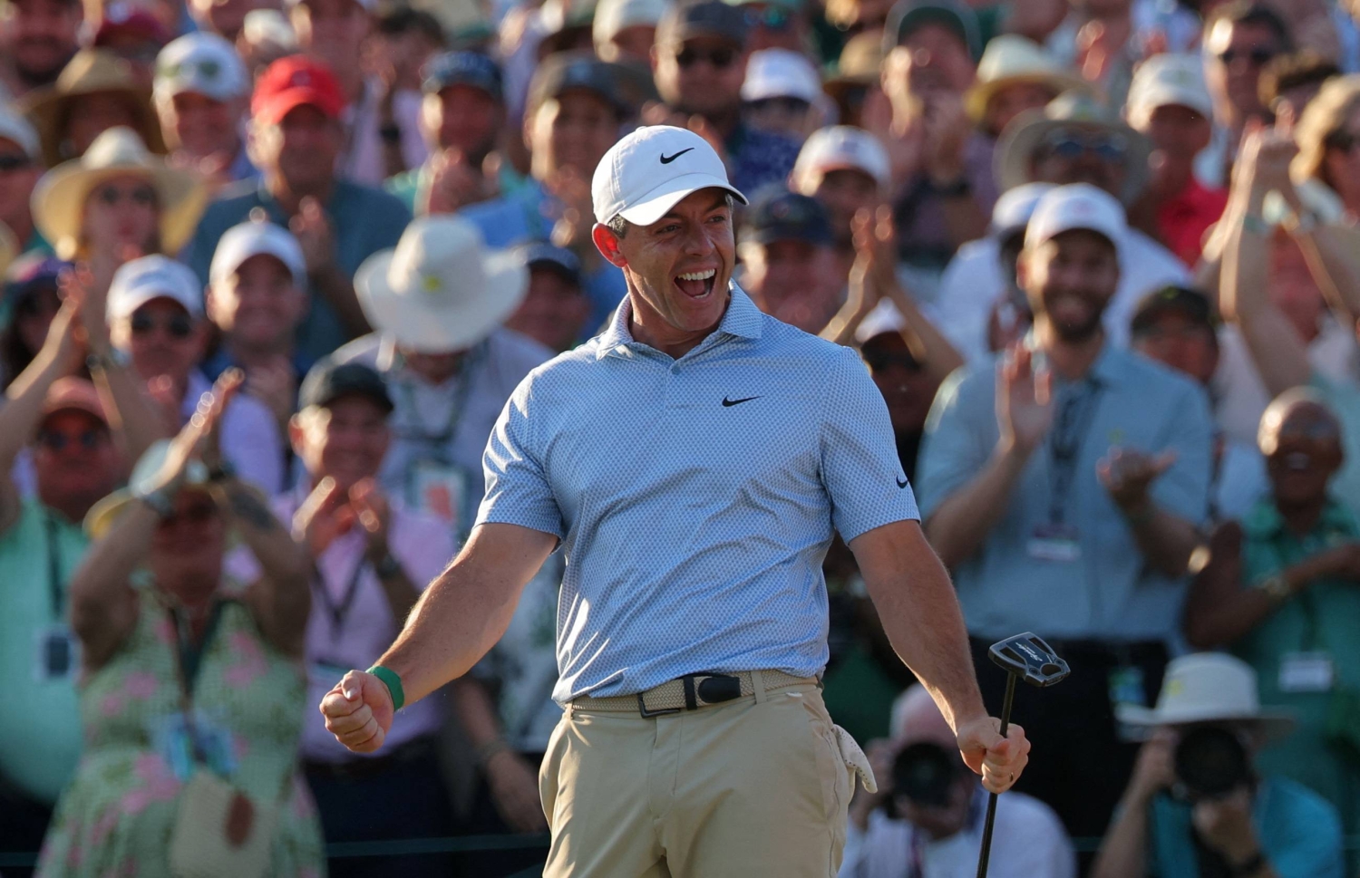 Rory McIlroy achieves rare consecutive Masters victories, while 2022 champion Hideki Matsuyama finishes tied for 12th place.