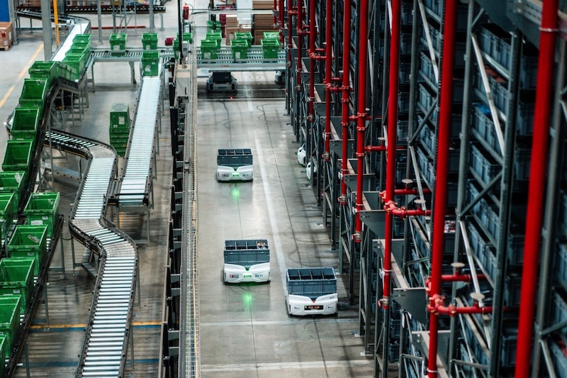 Warehouse automation shifts to goods-to-person, demand sensing, circular logistics in 2026