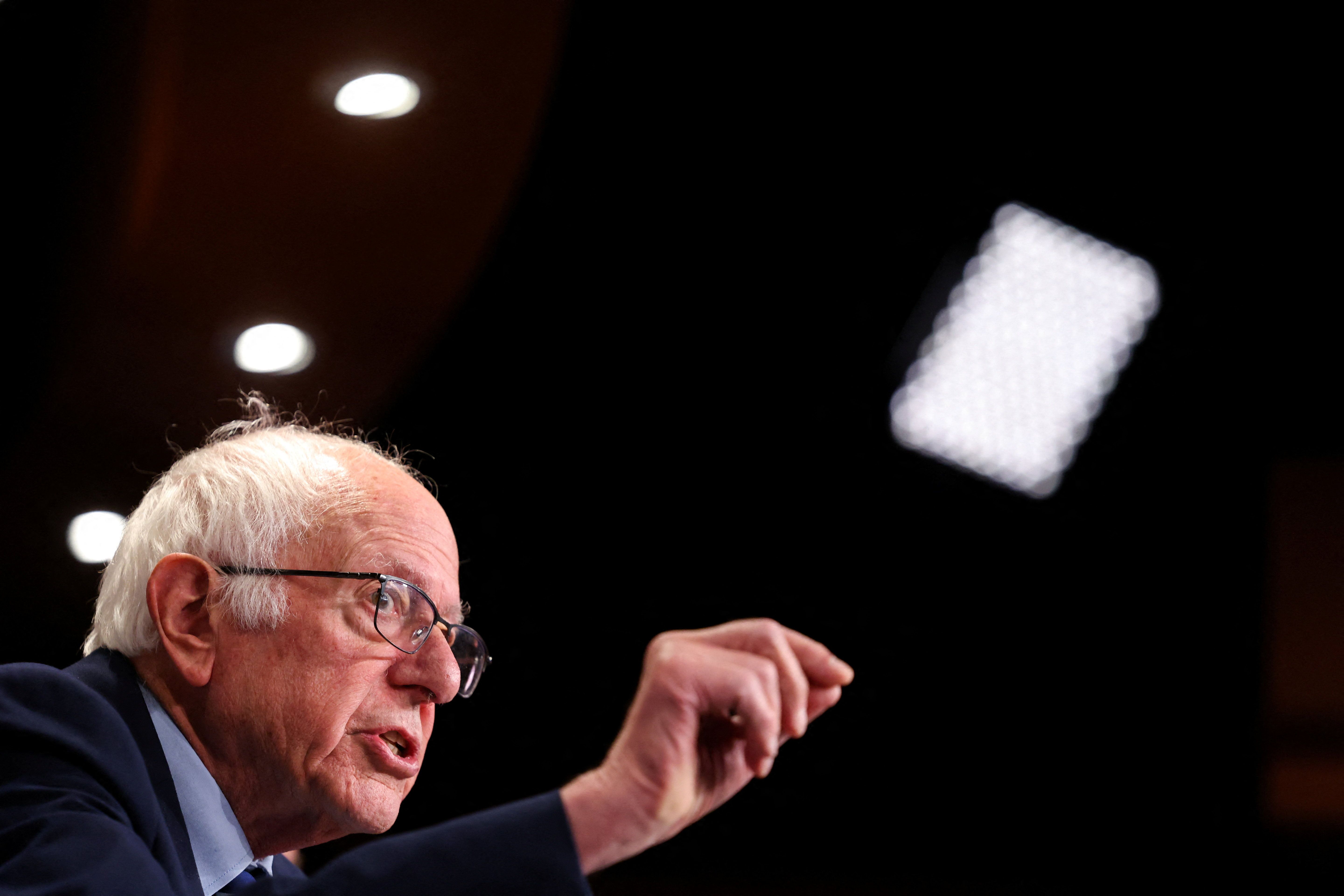 White House official and Sanders clash on AI job impact