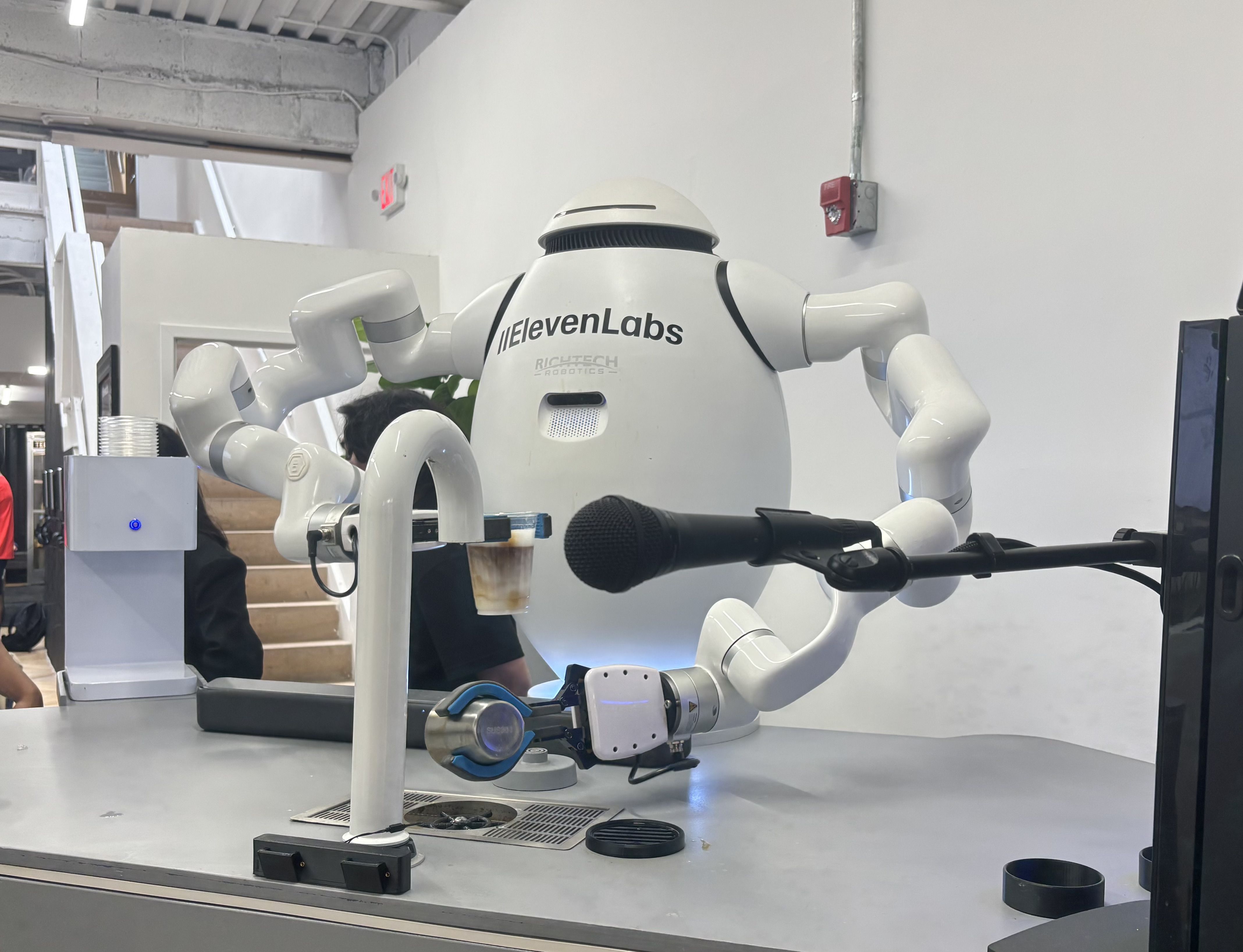 AI voice customer service struggles with recognition and user trust despite technological progress