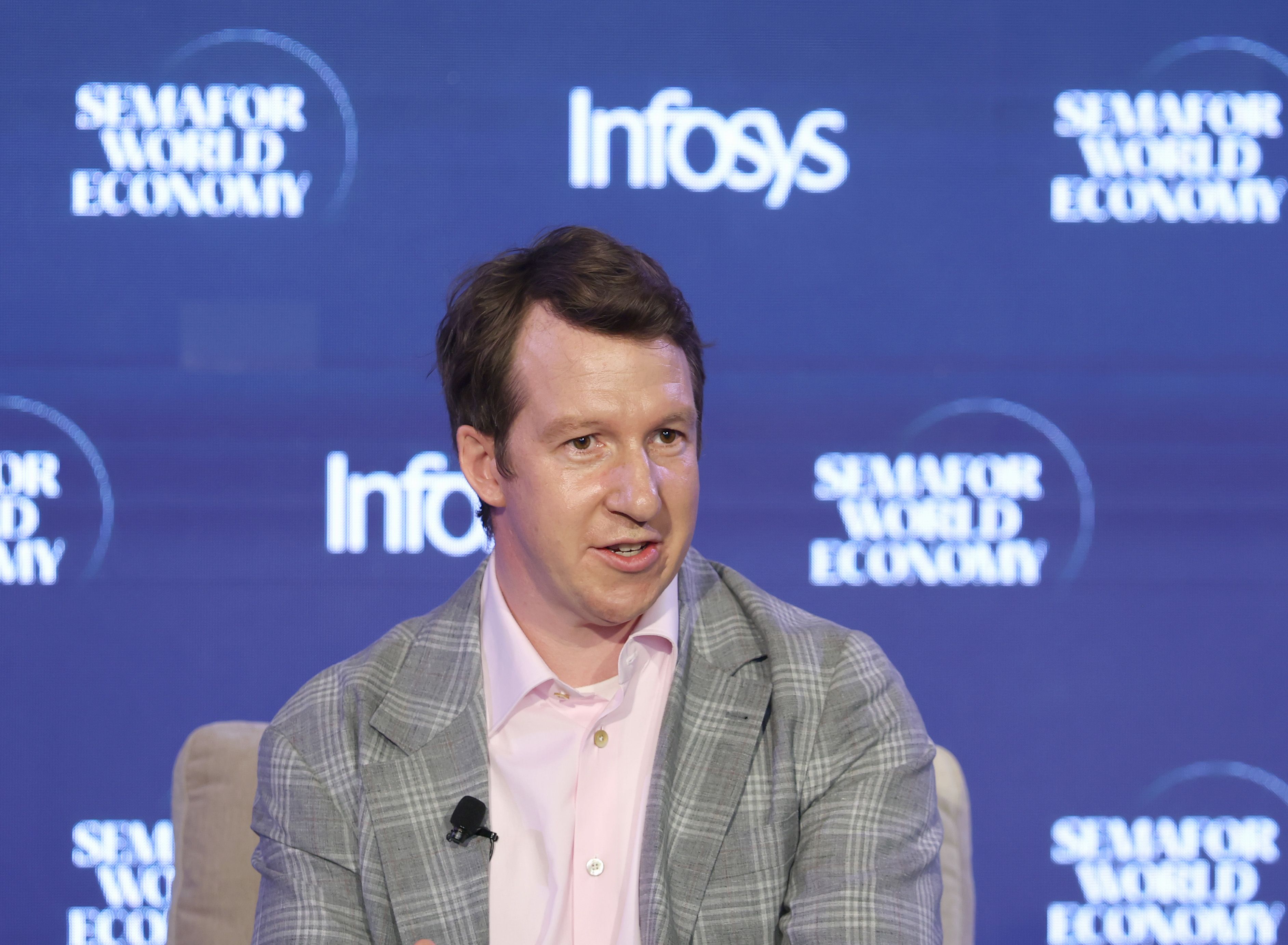 Anthropic co-founder Jack Clark warns the world has 18 months to prepare for powerful open-source AI models from China with advanced hacking capabilities