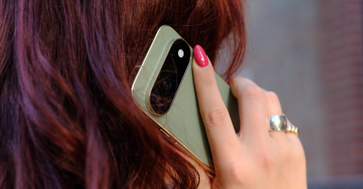 Gemini on Pixel 11 now calls businesses for you