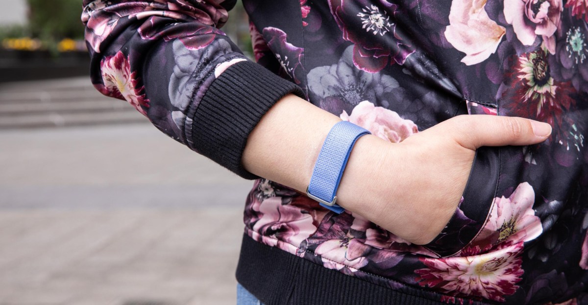 Google's Fitbit Air brings AI health coaching to a $99 wearable, but getting useful advice requires hours of manual setup.