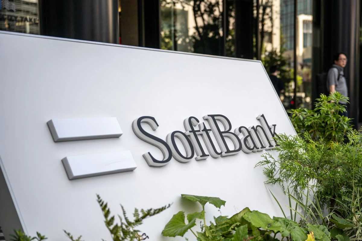 SoftBank sells $10 billion bonds to fund OpenAI