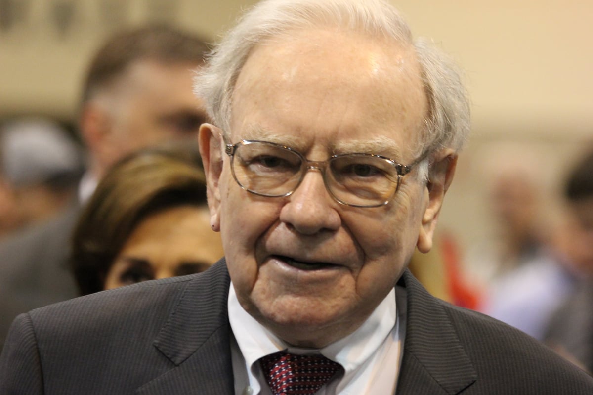 Buffett Says He Initiated Berkshire's $10B Alphabet Bet
