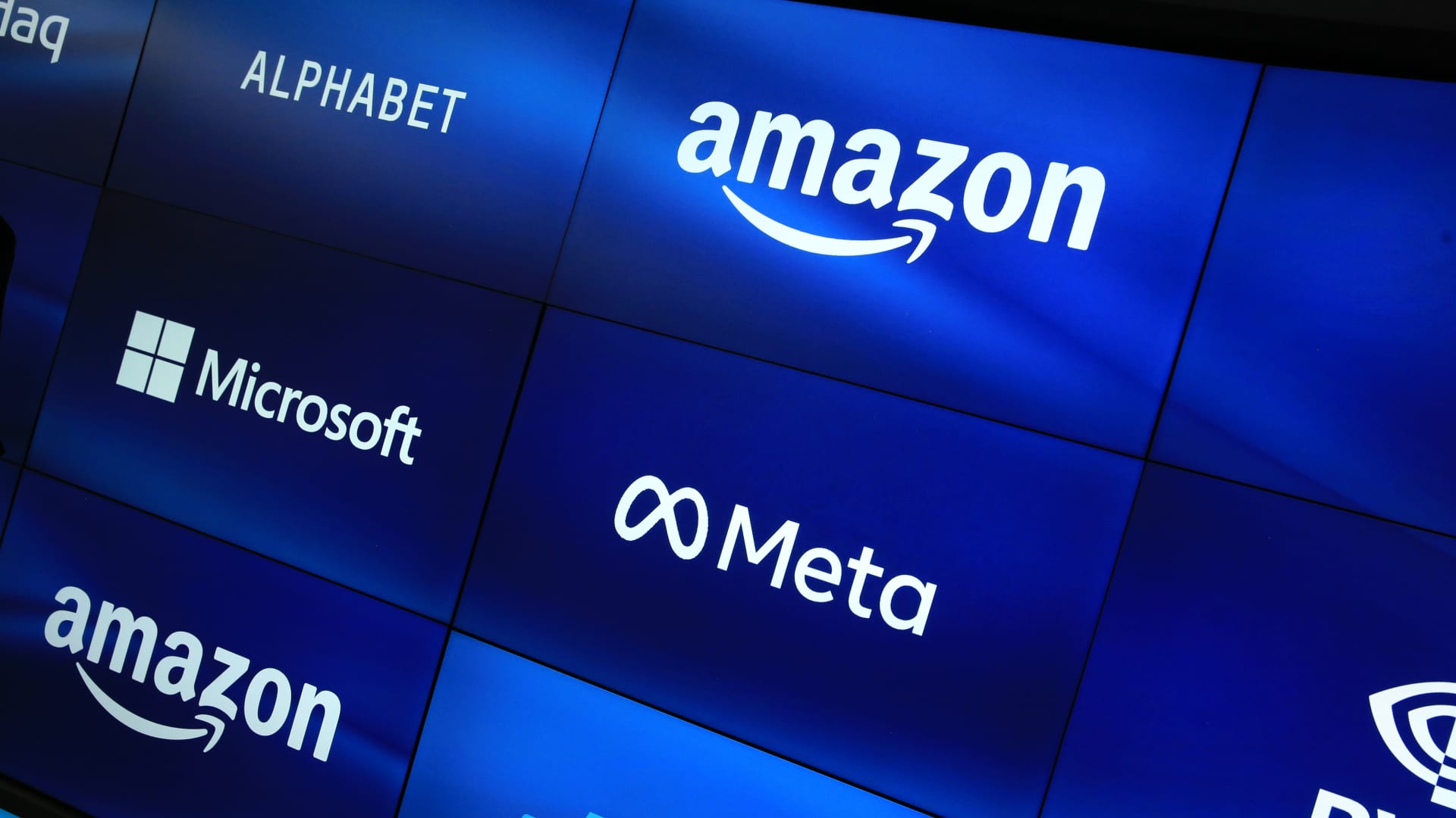 Moody's warns AI spending boom threatens credit quality of tech giants