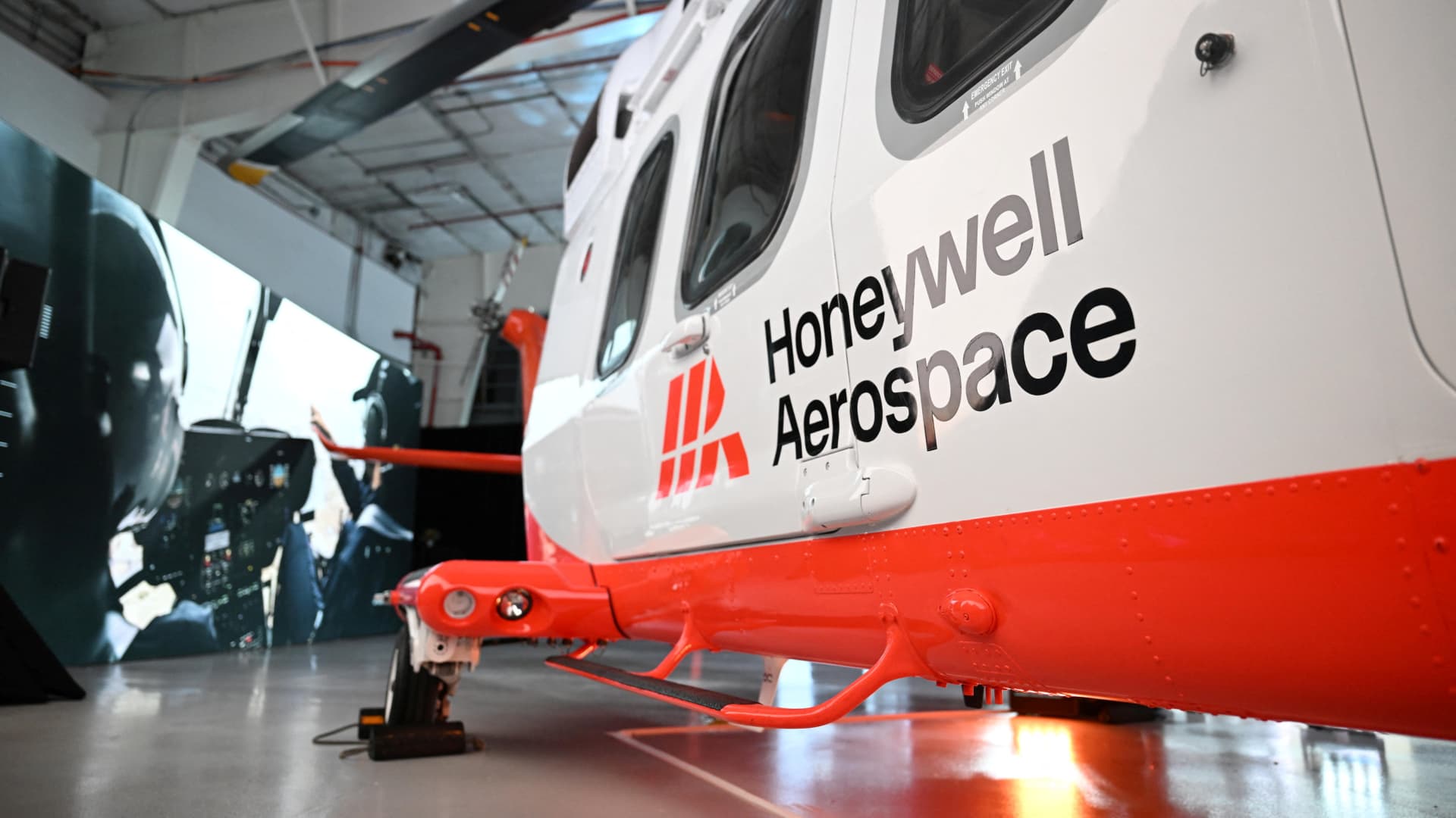 We're getting closer to upgrading Honeywell as shares pull back into its breakup