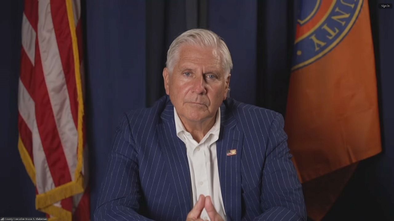 NY gubernatorial candidate defends using AI in political ads