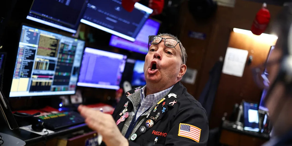 Stock market sideways as chip, AI stocks drag; Fed chief stays mum on rates