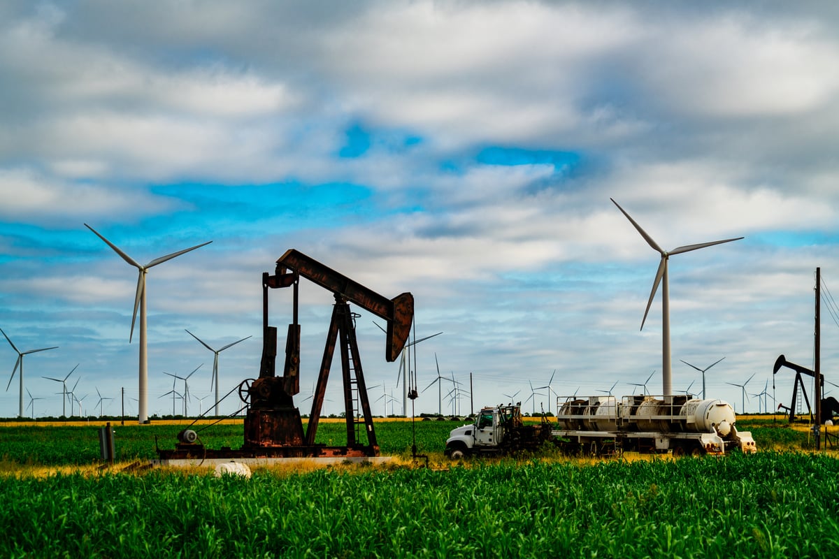 AI Data Centers Drive Energy Stocks Above 4.5% Yield