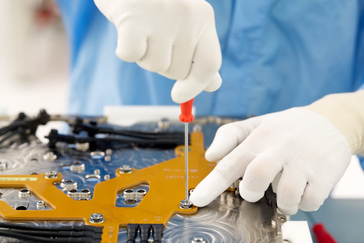 ASML raises 2026 outlook 35%, capacity becomes the limit