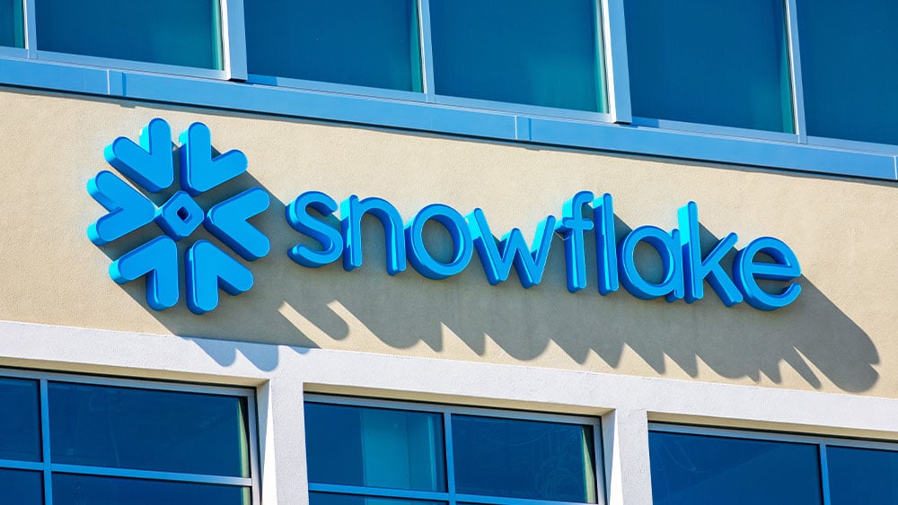 Snowflake Surges On Earnings, AI Product Growth, New Amazon Deal