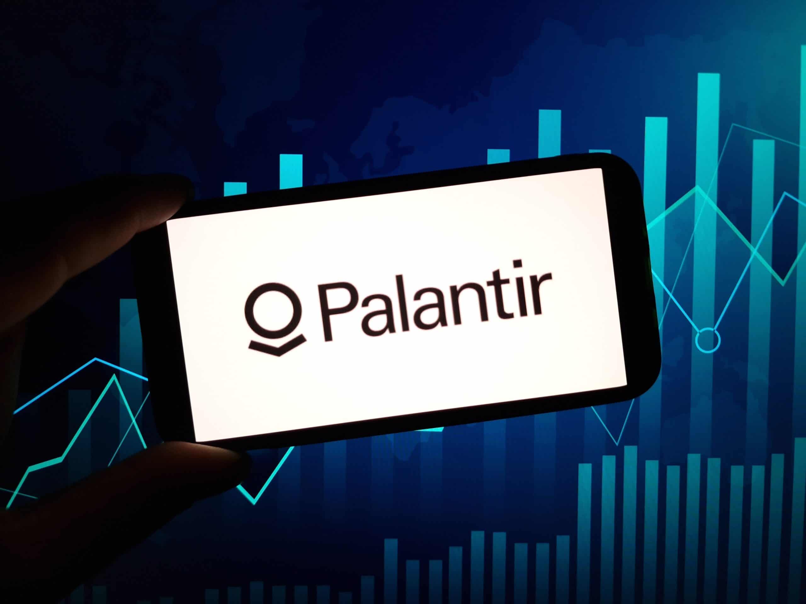 Palantir's Earnings Beat Clashes With 30% Stock Slide