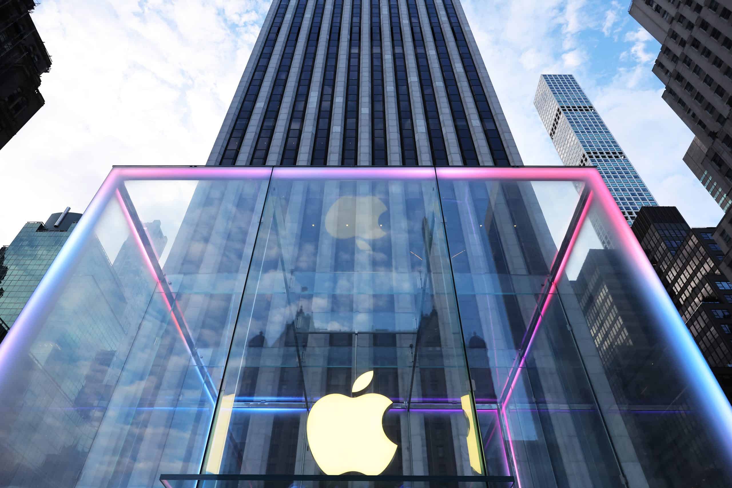 Apple posts $111.18 billion Q2 revenue with 16.6% YoY growth; Palantir reports 84.7% revenue jump to $1.63 billion on AI deployment surge