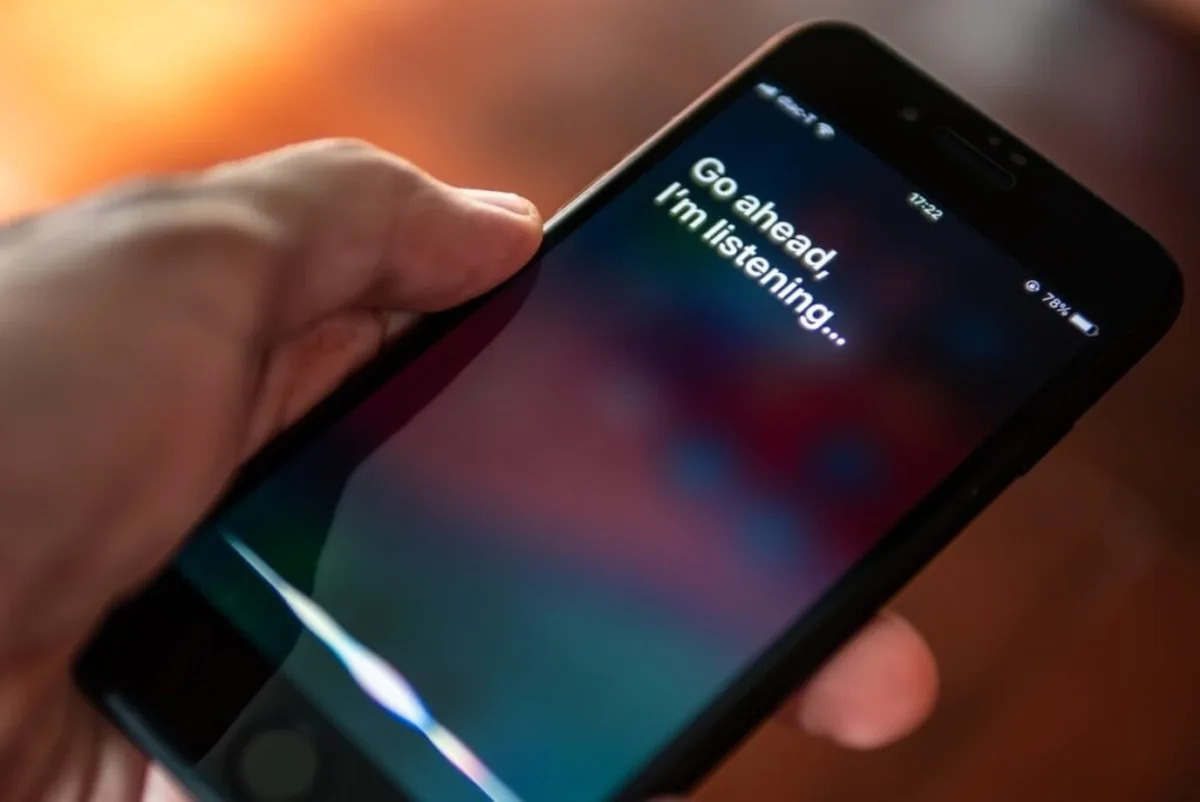 Apple stock hits record high on new Siri AI beta rollout