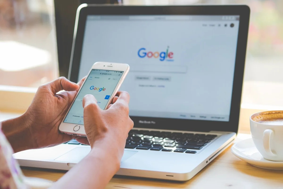 Alphabet Expected to Report Strong Quarter Driven by AI