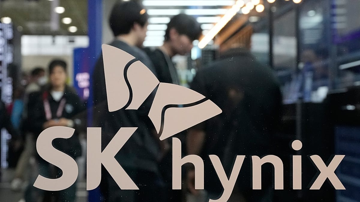 SK hynix profit soars 1,242% on AI chip demand, shares fall on margin miss