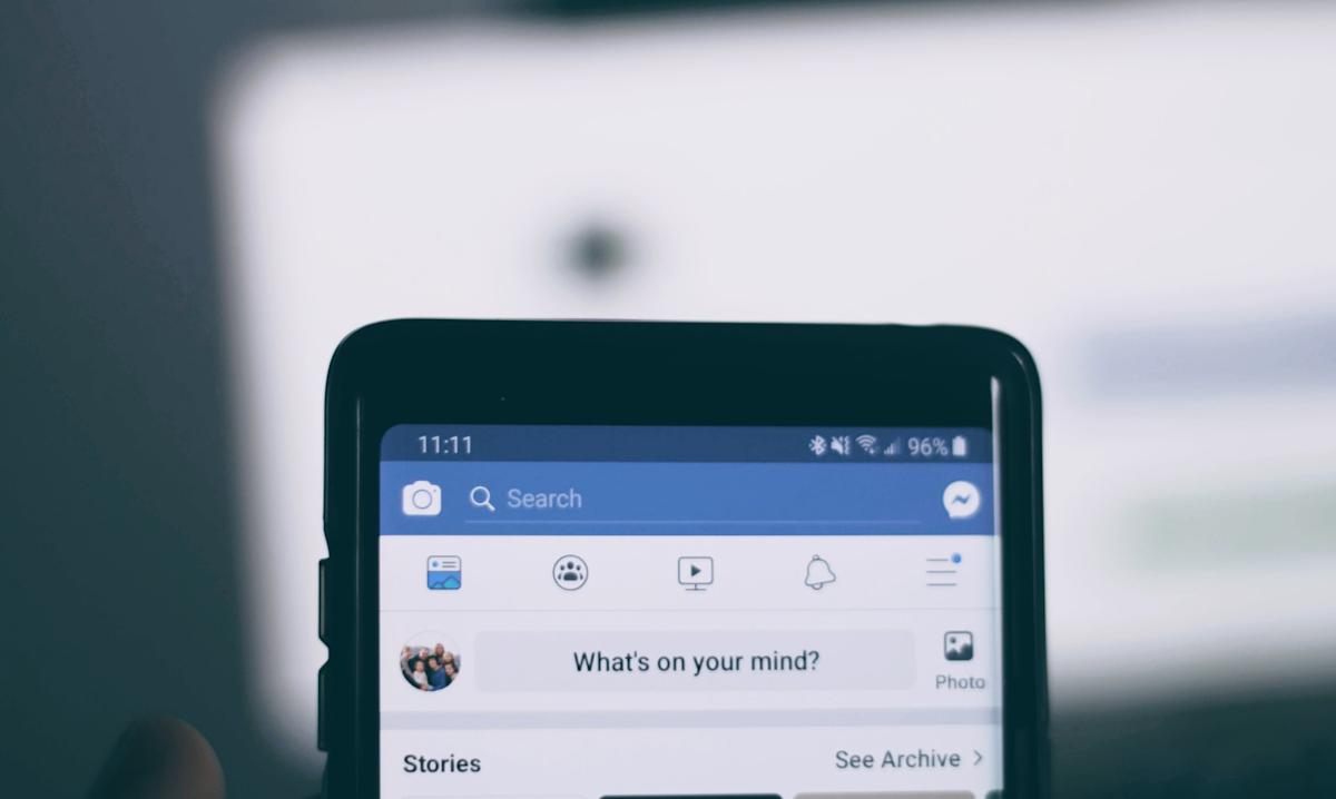 Meta rolled out new AI features on Facebook on June 15, 2026, to help users find information and create content, while raising its full-year capital spending guidance to $125 billion(約20兆円) to $145 billion(約23兆円).