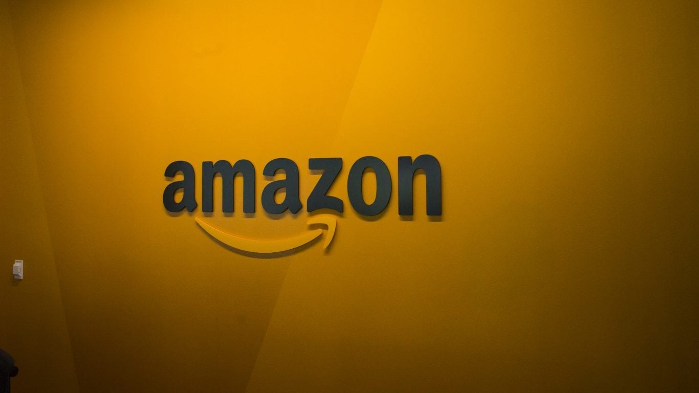 CoreWeave's Cheaper AI Clouds Threaten AWS's Margin Lead