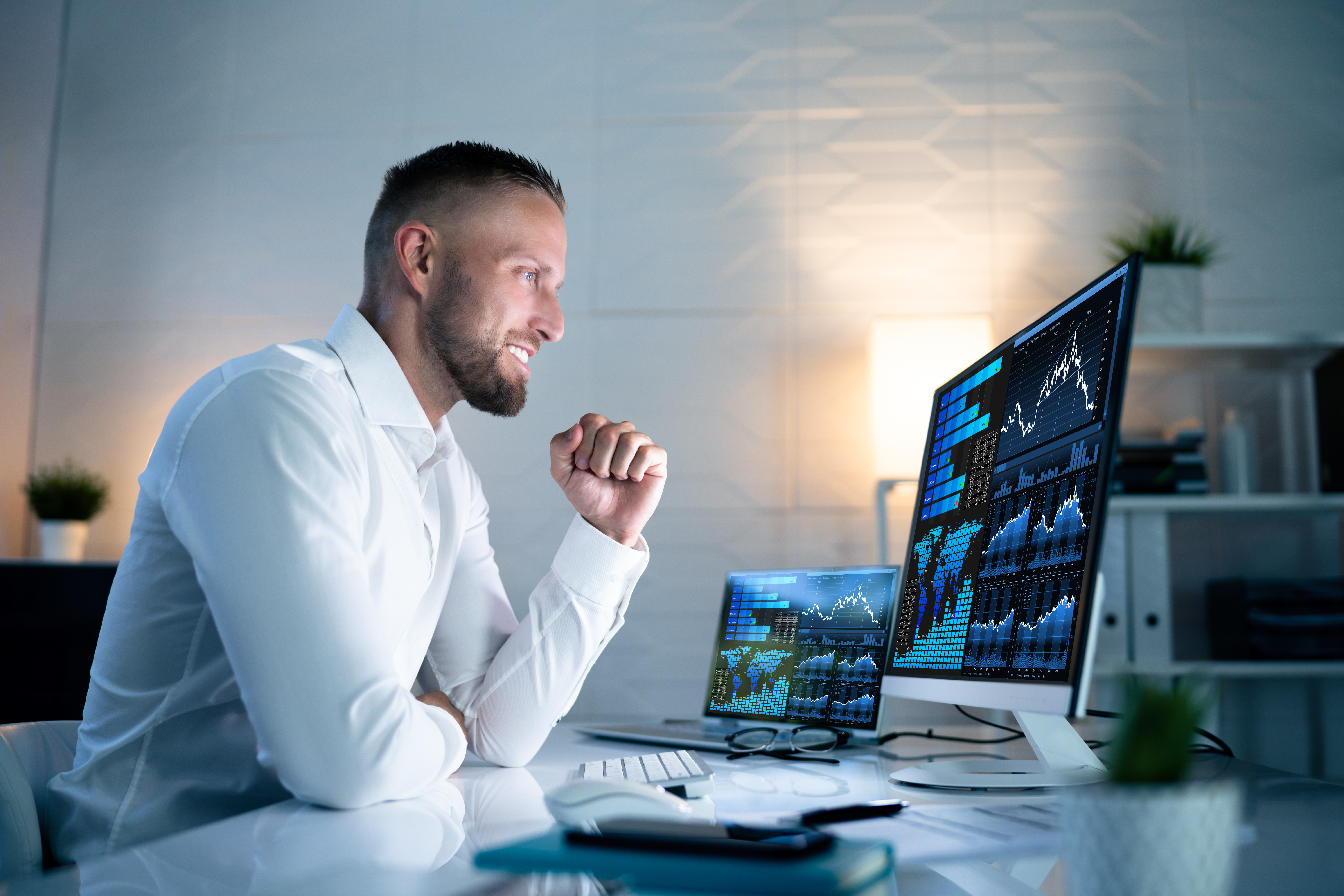 Missed the First AI Wave? These 3 Stocks Are Still Genius Picks