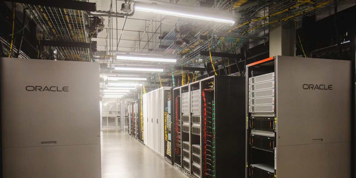 Oracle stock falls 15% in 2026 amid concerns over OpenAI's spending commitments following missed user and revenue targets