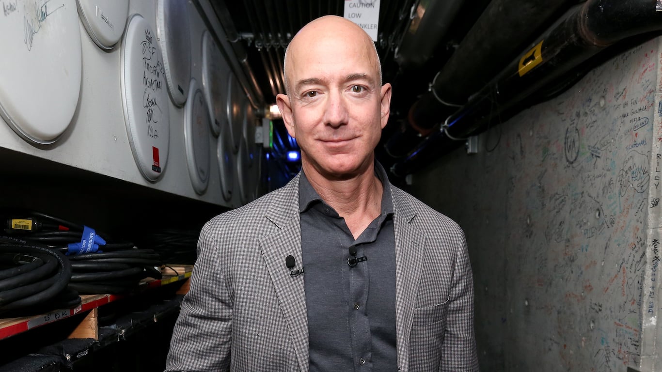Jeff Bezos's AI startup Prometheus raised $12 billion(約1.9兆円) at a $41 billion(約6.6兆円) valuation, betting that artificial intelligence will create a labor shortage by making engineering teams vastly more productive.