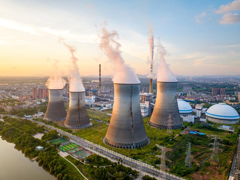 Constellation invests in Blue Energy's prefab nuclear plants for AI data centers