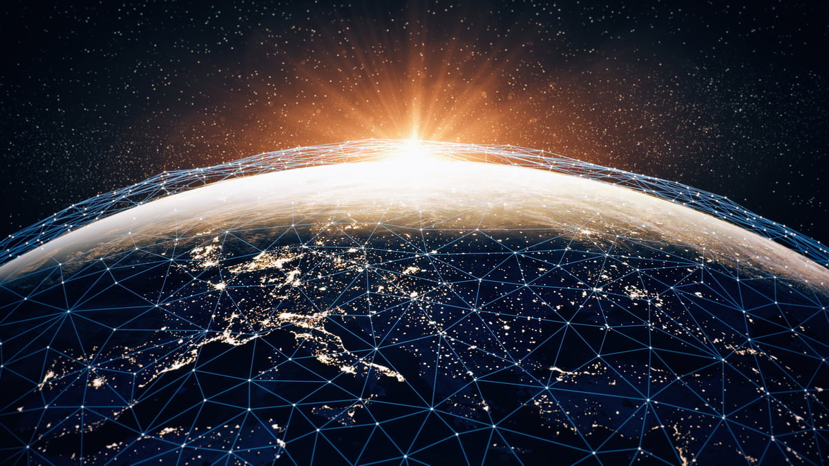 Nasdaq rules will expedite inclusion of SpaceX, Anthropic, and OpenAI into index funds, prompting investors to consider value-focused ETFs as an alternative.