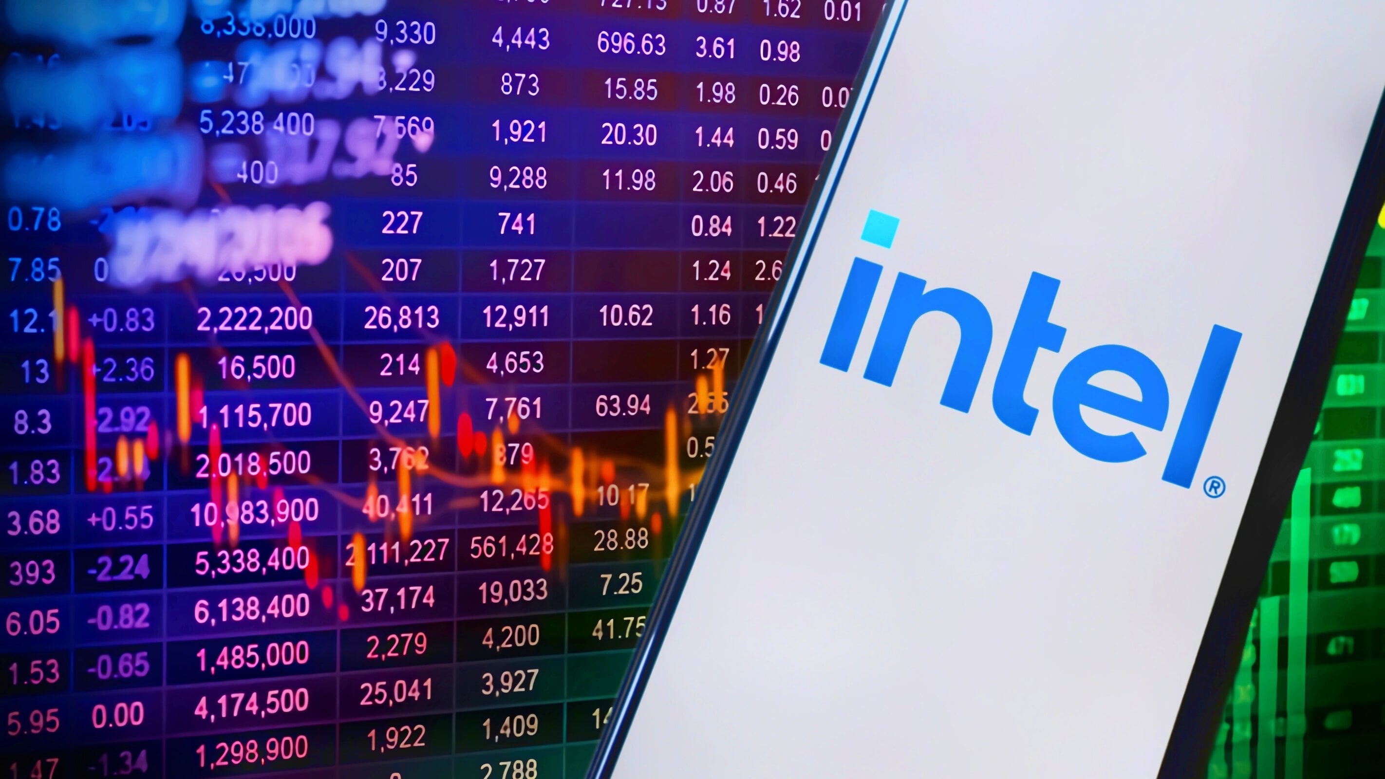 AMD rides AI GPU wave while Intel battles foundry losses