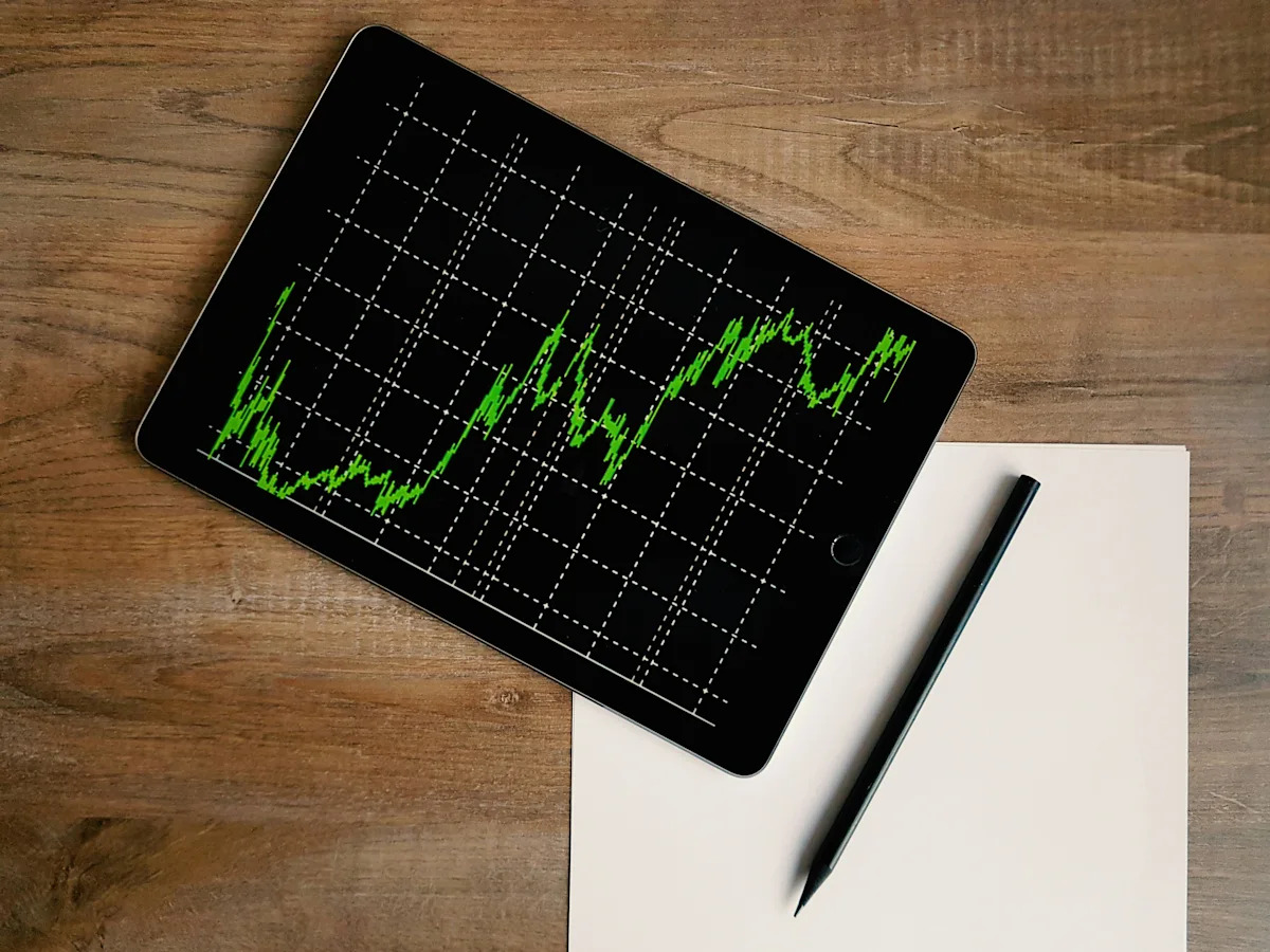Jim Cramer backs IREN as AI compute landlord; TeraWulf lands $19 billion(約3兆円) Anthropic deal